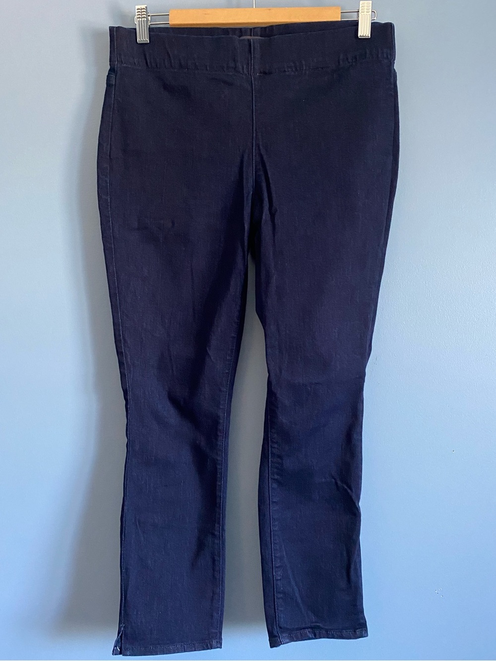 NYDJ Dark Denim pull on Skinny Jeans